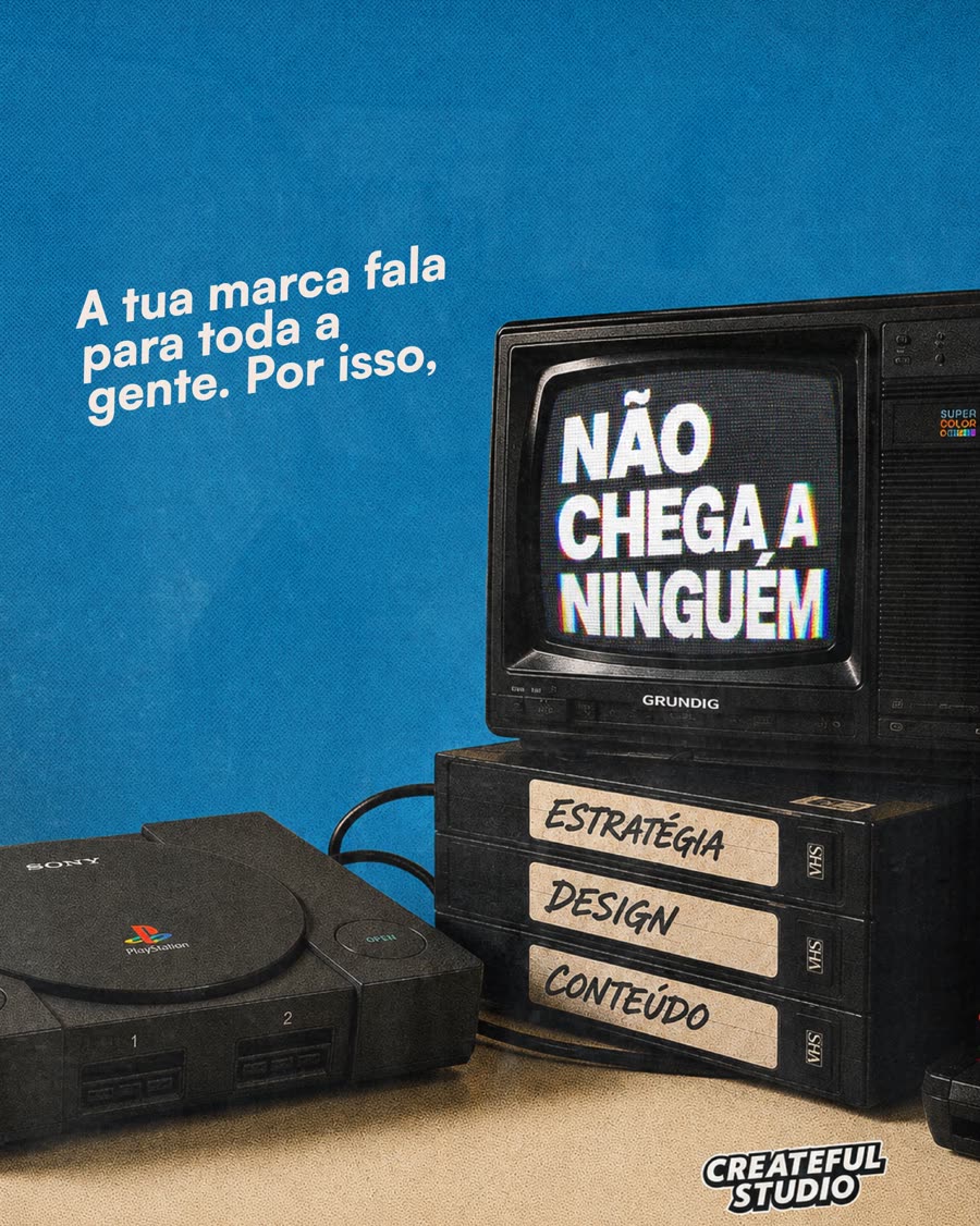 Post com televisor CRT, PlayStation e cassetes VHS de estratégia, design e conteúdo